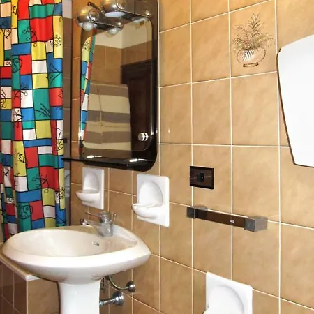 Locazione Turistica Casa Maresi Apartamento *